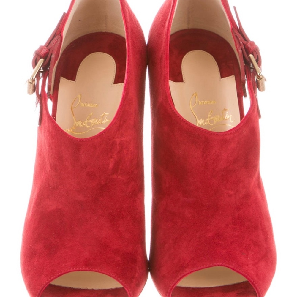 Cranberry suede Christian louboutin peep-toe booties